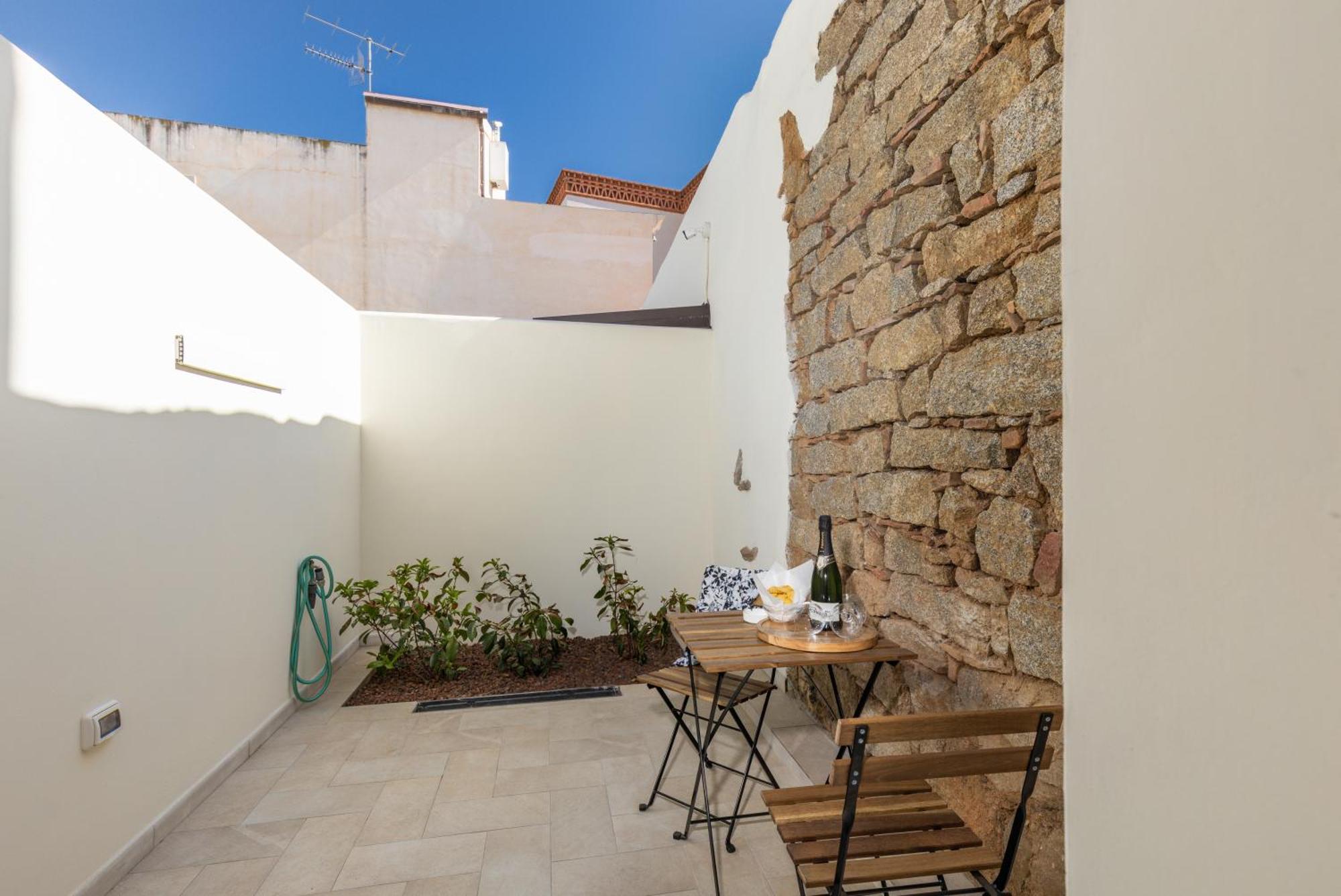 Ausentu Guest House Tortolì Dış mekan fotoğraf